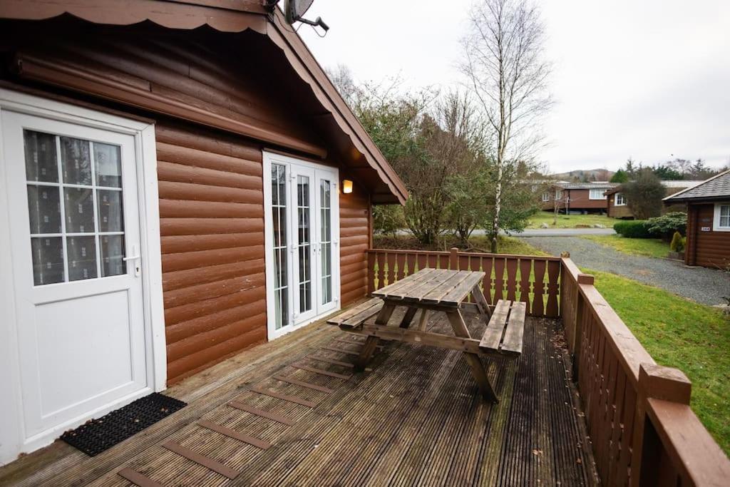 Cozy Norwegian Style Log Cabin In Rural Snowdonia - 2 Bedrooms & Parking By Seren Short Stays Ffestiniog Ngoại thất bức ảnh